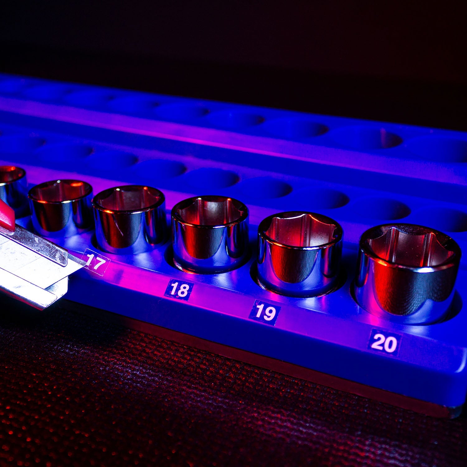 3-Row Magnetic Socket Holder Organizes 75+ 1/4",3/8",1/2" Drive Sockets